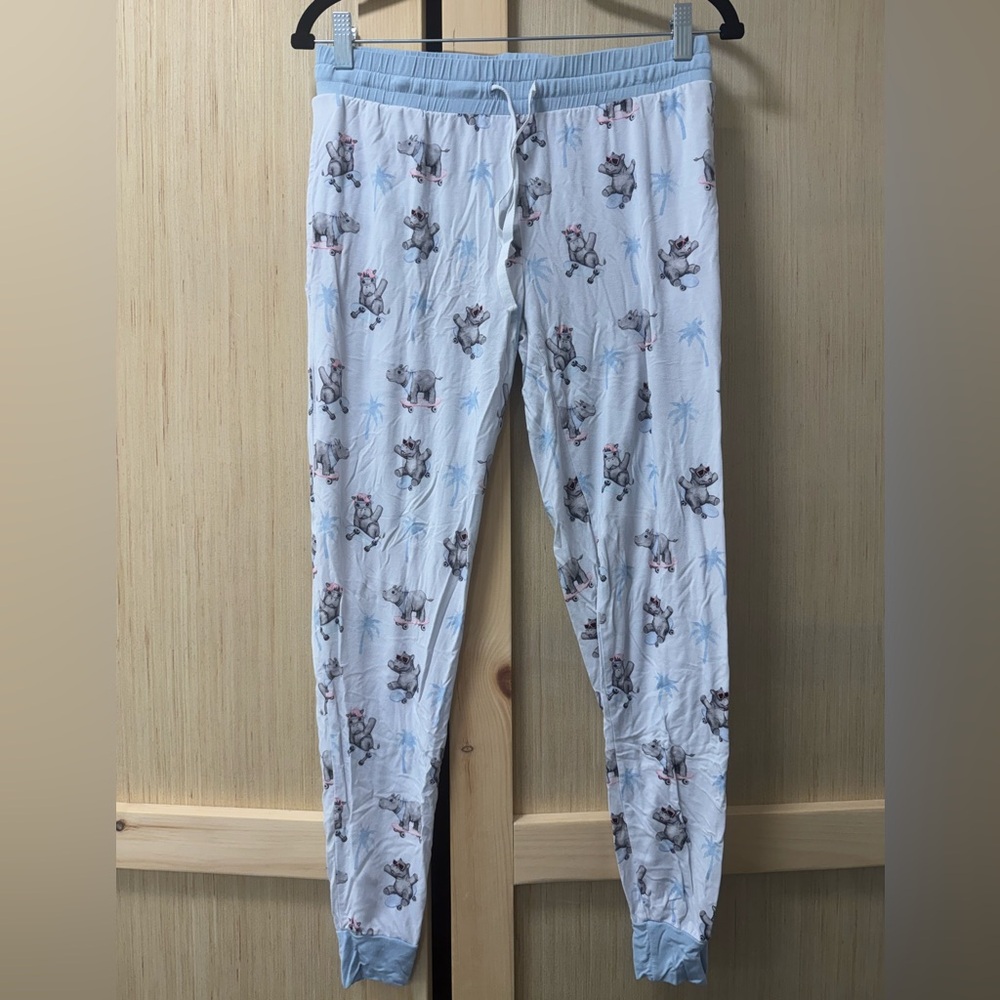 The Sleepy Sloth Women’s Bamboo Size Small Sk8er Boi Pajamas